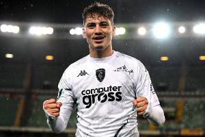 佩杜拉：S-埃斯波西托可能未來幾天離開國(guó)米，紫百合&帕爾馬有意