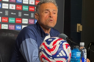 恩里克：不確定登貝萊能否上場；博塔弗戈是至今遇到防守最好的隊