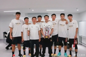 華僑大學(xué)主帥周魯男總結(jié)賽季：他日臥龍終得雨 今朝放鶴且沖天