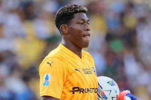 斯基拉：帕爾馬拒絕了兩家外國俱樂部對鈴木彩艷的報價