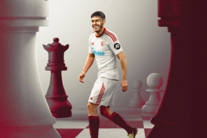 官方：塞維利亞免簽27歲智利左后衛(wèi)蘇亞佐，雙方簽下三年合同