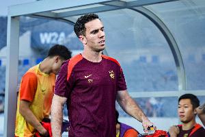 歸化了不用??塞鳥身價(jià)170萬歐國足最高，東亞杯2場僅踢48分鐘