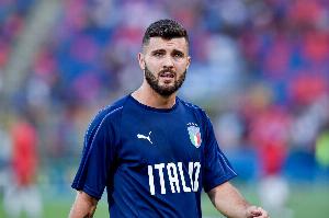 迪馬：科莫隊長庫特羅內(nèi)今夏可能離隊 塞維利亞希望租借+選擇買斷