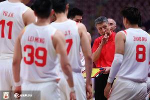 媒體人：很久沒(méi)為中國(guó)男籃熱淚盈眶 他們留下一次經(jīng)典亞洲杯之旅