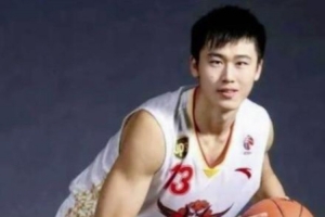 啥情況？賈誠：15年的青春 從青澀少年到需要重新開始 感謝籃球