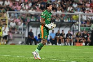 瓜迪奧拉談埃德森未來：再看吧，轉(zhuǎn)會(huì)窗口在對(duì)陣布萊頓之后才關(guān)閉