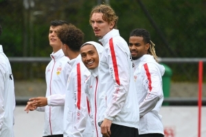 記者：沃爾特馬德下午完成轉(zhuǎn)會(huì)紐卡常規(guī)程序 伊薩克等待離隊(duì)許可