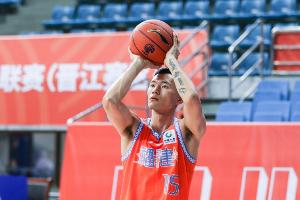 山東球員注冊信息：陳林堅2年C類&次年球隊選項 高詩巖陶漢林頂薪