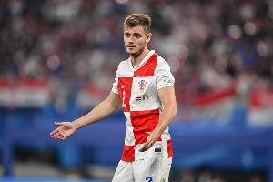 克媒：斯坦尼西奇因女兒出生缺席國家隊比賽，下場踢黑山可能首發(fā)