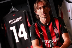 莫德里奇：米蘭隊友教練都?xì)g迎我，這是世界上最偉大的俱樂部之一