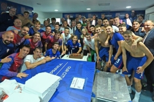 傳奇！克羅地亞全隊為莫德里奇慶祝40歲生日