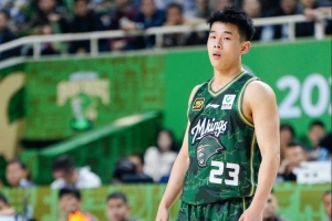 NBA分析師：林葳需要有自己的節(jié)奏 在訓(xùn)練中要更大聲地交流