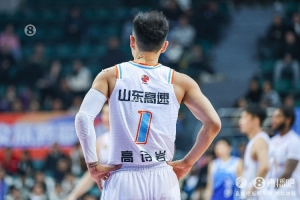 高詩巖：走上籃球之路是受父親影響 倫哥每天加練&經(jīng)常喊我一起練