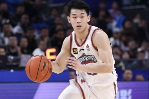 林葳：NCAA要邊上課邊訓(xùn)練 全英語的課程對我來說是個(gè)挑戰(zhàn)