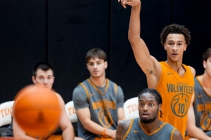 25屆全美第四！37名NBA球探現(xiàn)場觀看阿門特的大學公開訓練日