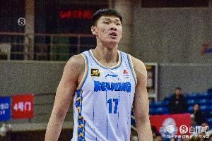 北京全運隊傷兵滿營！記者:范子銘肩膀積液 鄒雨宸是否參賽無定論