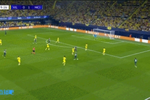 輕松！薩維尼奧傳中，中路無人盯防B席甩頭轟門得手，曼城2-0領(lǐng)先