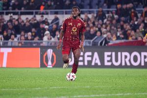 意媒：科內(nèi)沒(méi)有受傷并且檢查結(jié)果一切正常，將隨羅馬客戰(zhàn)薩索洛