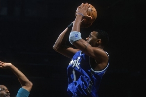 阿里扎：獨(dú)狼&麥迪&科比&哈登的技術(shù)讓人驚訝 KG追夢最會說垃圾話