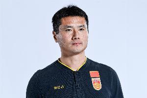 從國安三少到德甲金左腳，國足新少帥邵佳一，是如何“煉成的”？