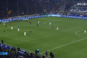 一念神魔了！米蘭反擊，薩56單刀過掉鈴木彩艷但最終沒打進(jìn)！