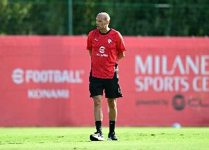 阿萊格里：對手進(jìn)球前幾乎沒有射門，我們下半場沒頂住對手的沖擊