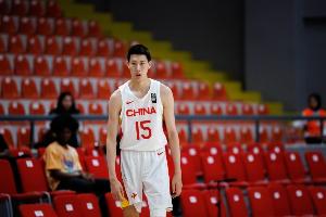 郇斯楠談最需提升地方：一是習(xí)慣大學(xué)的對(duì)抗 二是完善自我補(bǔ)短板