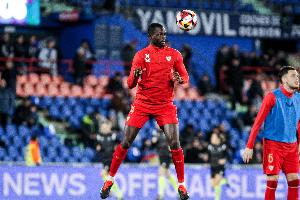 官方：塞維利亞中衛(wèi)夸西右大腿股二頭肌受傷