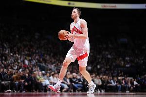 差距大！半場(chǎng)內(nèi)線得分猛龍36-16凈勝步行者20分