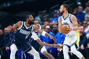 球鞋博主：安踏也寄了球鞋給庫里團(tuán)隊 其中包括歐文的簽名鞋