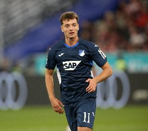 圖片報(bào)：多特有意霍村前鋒阿斯拉尼，球員并非拜仁首要引援目標(biāo)