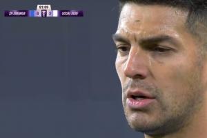 路易斯失點！路易斯造點+親自主罰被撲，申花仍0-2落后神戶