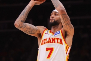 表現(xiàn)不俗！尼基爾·亞歷山大-沃克19投10中得到26分3板1助2斷