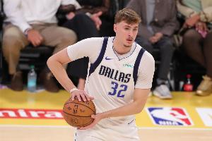 弗拉格談首次面對約基奇感受：用盡各種辦法防他 都會被他破解