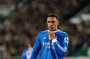 英媒：阿諾德受傷再次影響世界杯前景，圖赫爾首選是詹姆斯等人