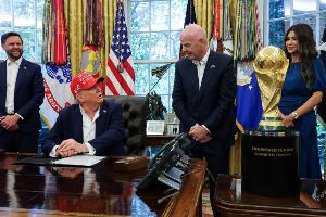 TA：特朗普將獲首屆國(guó)際足聯(lián)和平獎(jiǎng)，并在世界杯抽簽儀式發(fā)表講話