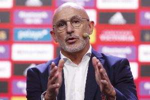 德拉富恩特：梅西對阿根廷仍然非常重要，我們希望踢歐美杯