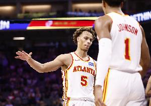 不容易啊！老鷹半場6人得分上雙 play-by-play紀(jì)元以來隊(duì)史首次