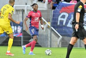 科納特潛在替代者！瑞士天空：利物浦重點(diǎn)關(guān)注雷恩20歲中衛(wèi)雅奎特