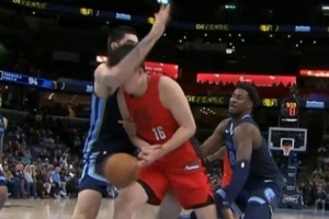 鍵盤俠|楊瀚森和姚明&書豪都遭遇不公！埃迪被楊調(diào)戲惱羞成怒？