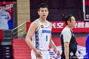 媒體人調(diào)侃潛力賽：你有死亡五小 我有死亡五老 最美不過夕陽紅