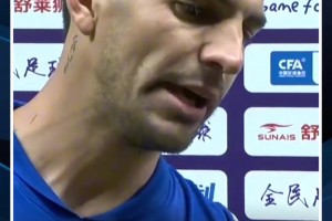 路易斯談首個帽子戲法:狀態(tài)低迷時我沒有放棄,吳曦給了我很多幫助