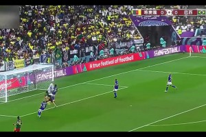 裁判甚至?xí)碜ＹR你！當(dāng)球員在世界杯上絕殺巴西！