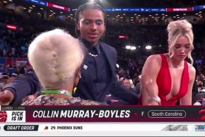 博伊爾斯女友這身材在選秀現(xiàn)場(chǎng)十分搶鏡?。? >
                                        </div>
                                    </div>
                                                                        <div   id=