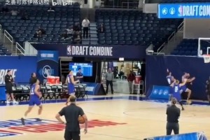 該說就要說！杜鋒帶國家隊(duì)時怒斥陶漢林：我不需要連續(xù)犯錯的人