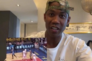 瀚森說NBA更文明？馬布里笑談：確實(shí)！沒有杜鋒那種絆你的教練