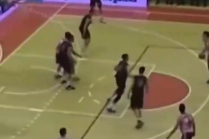 楊瀚森打球更像如今約基奇 而同年齡在進(jìn)聯(lián)盟前兩人球風(fēng)不盡相同