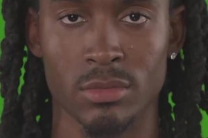 這個(gè)懟臉太過分了！熱刺球員念自己的名字！咋那么逗呢？