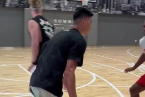 在熱門球場訓(xùn)練！剛過完37歲生日的林書豪備戰(zhàn)新賽季！