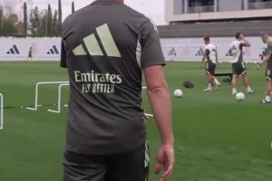 相似的解說詞，不一樣的結(jié)果！回顧梅西22年助攻小蜘蛛破門！